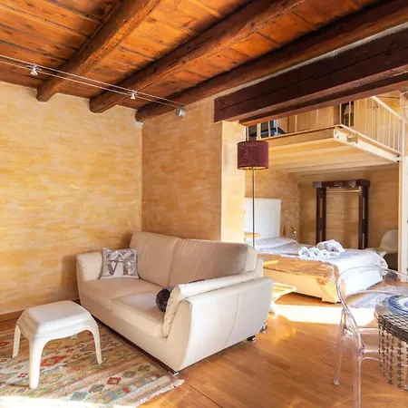 La Soffitta Di Giulietta - Design Loft 公寓 *